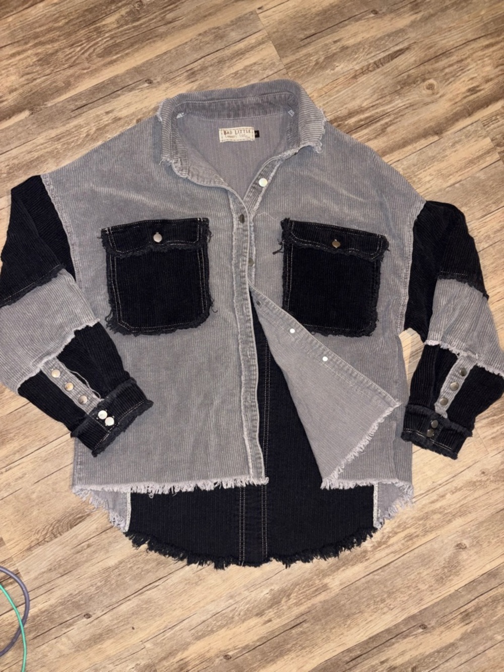 Women's Gray Ribbed Sweatshirt